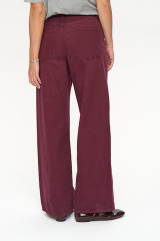 Numph Brooklyn Solid Jeans