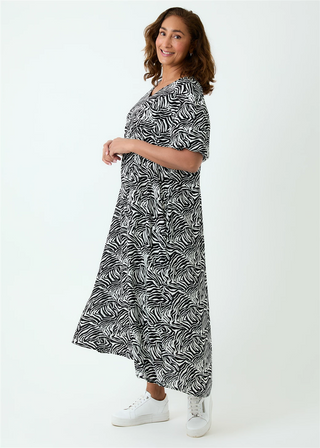 Dreams Mini Zebra Puff Sleeve Maxi Dress