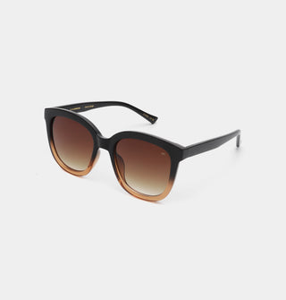 A.Kjaerbede Billy Sunglasses in Black/Brown