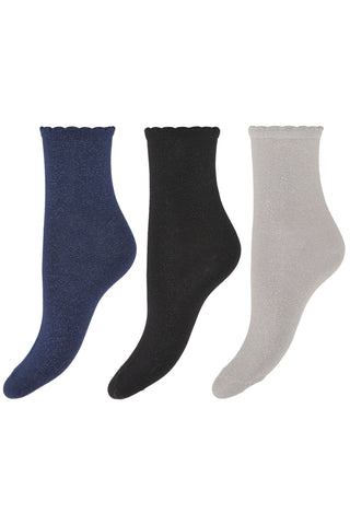 b.young Byvilaine Box of Socks