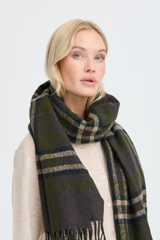 b.young Welch Scarf