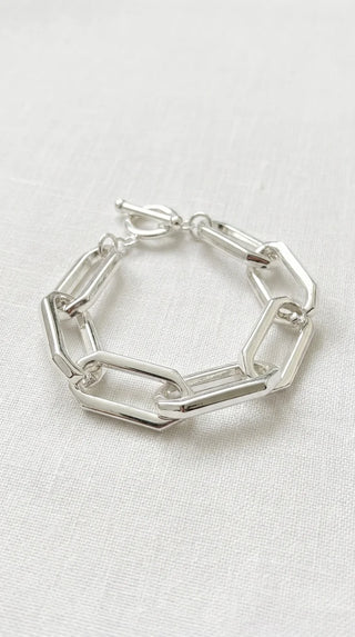 Envy link T-bar bracelet