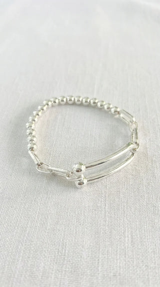 Envy beaded elasticated bracelet with bar design