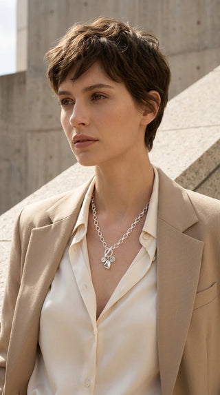 Envy Short Link T-bar and Charm Necklace