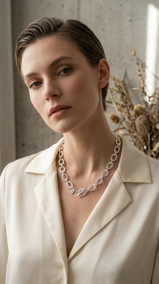 Envy Short Large Oval Link Necklace