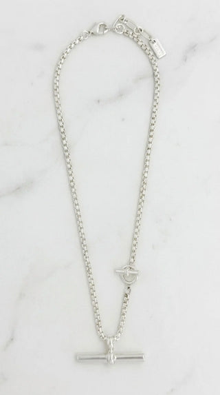 Envy necklace with double T-bar design