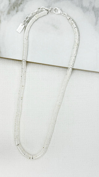 Envy Short Snake Design Necklace
