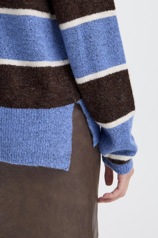 Ichi Edeen Jumper