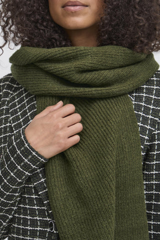 Ichi Iaivo Scarf