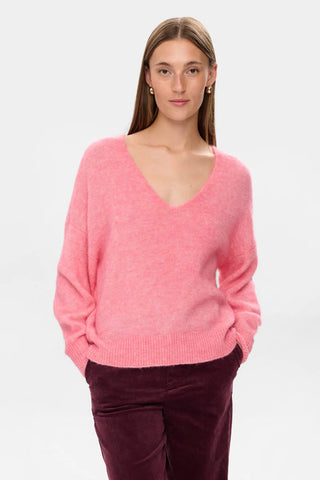 Numph Nurielle V Neck Long Sleeved Jumper