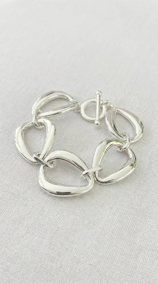 Envy larger link T-bar bracelet